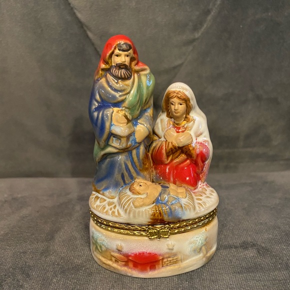 Nativity, religious trinket or jewelry box